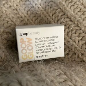 NEW Goop Glow Instant Exfoliator